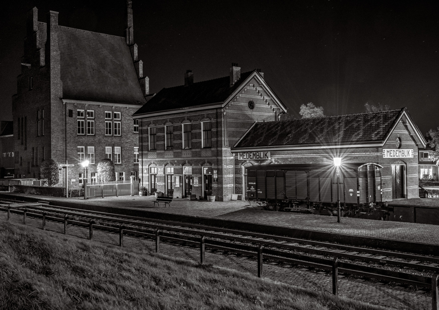 Tramstation Medemblik Fotoclub thema avondfoto